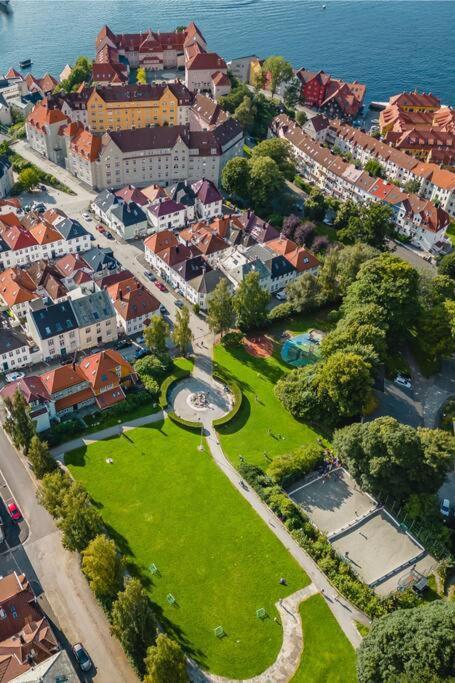 Fresh Apartment, A Short Walk From Bryggen Appartement